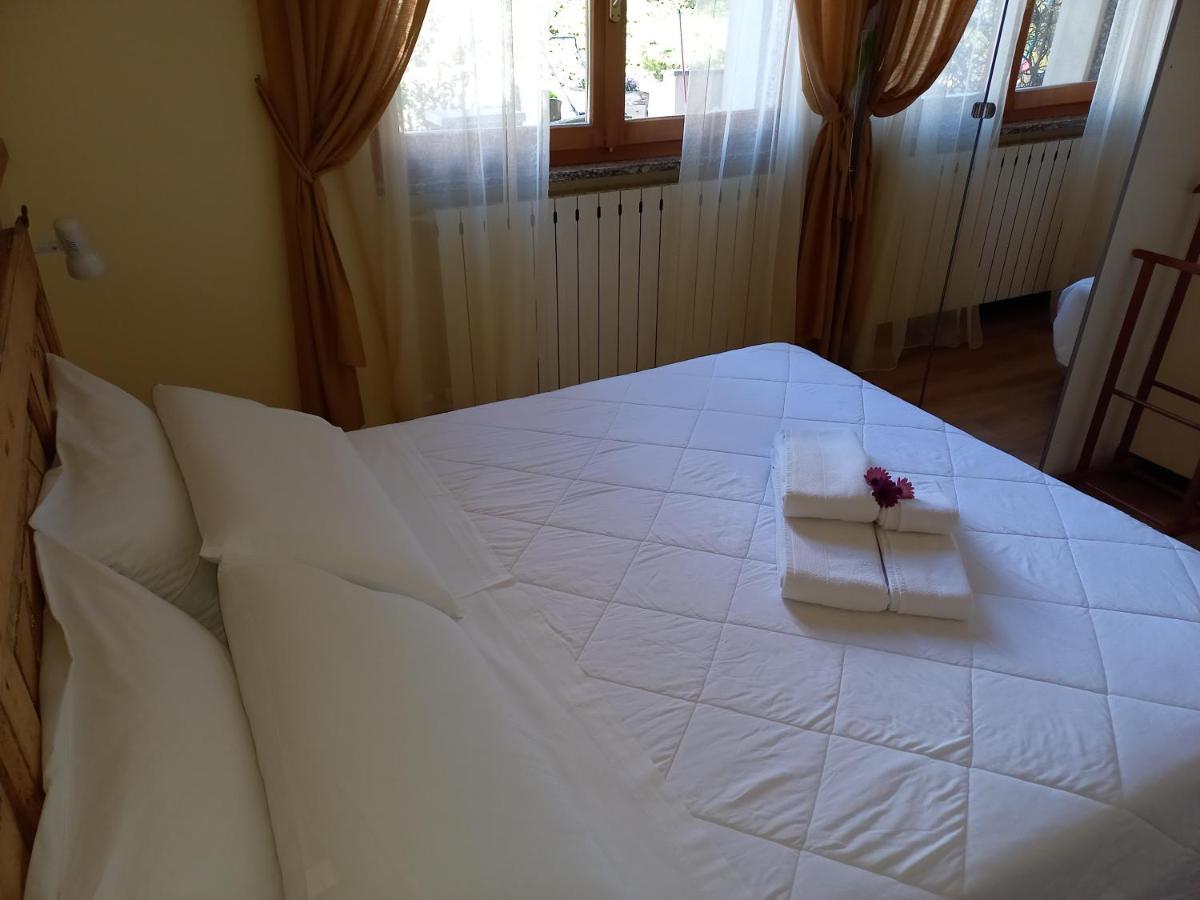 Residenza Beretta Como Lake -A- Villa Orsenigo Bagian luar foto